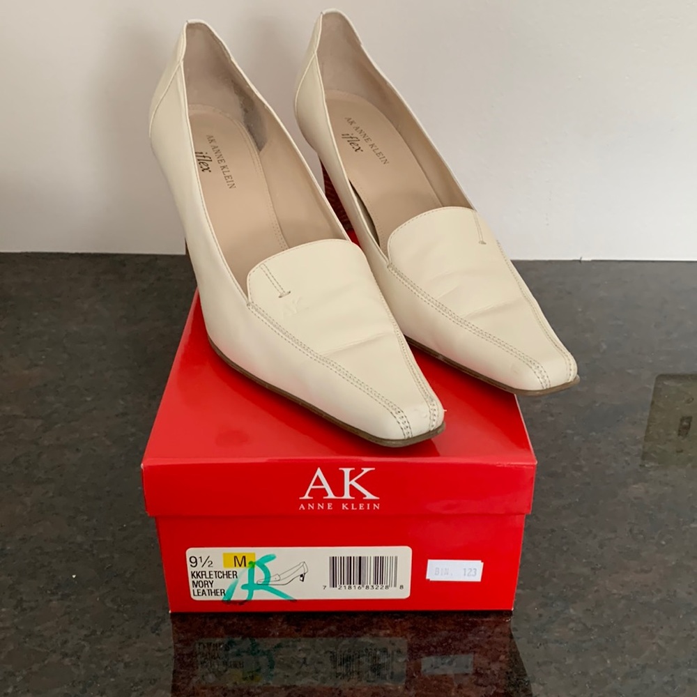Ann Klein iflex heels
